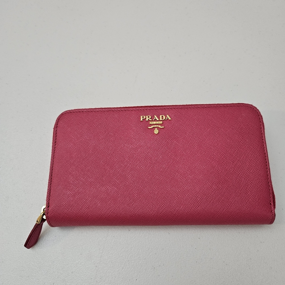 Prada wallet